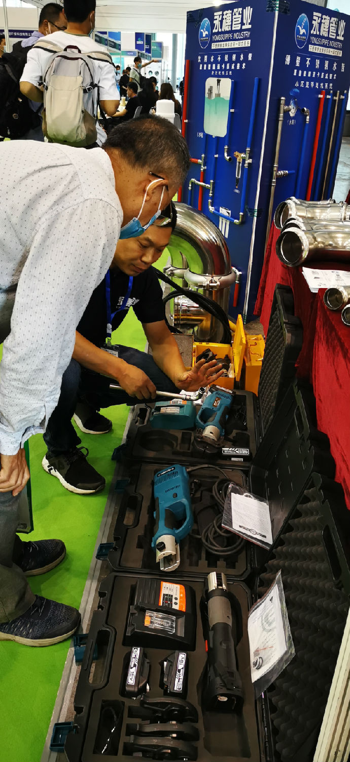 宝威体育 (BAOWEI SPORT)官方网站展位