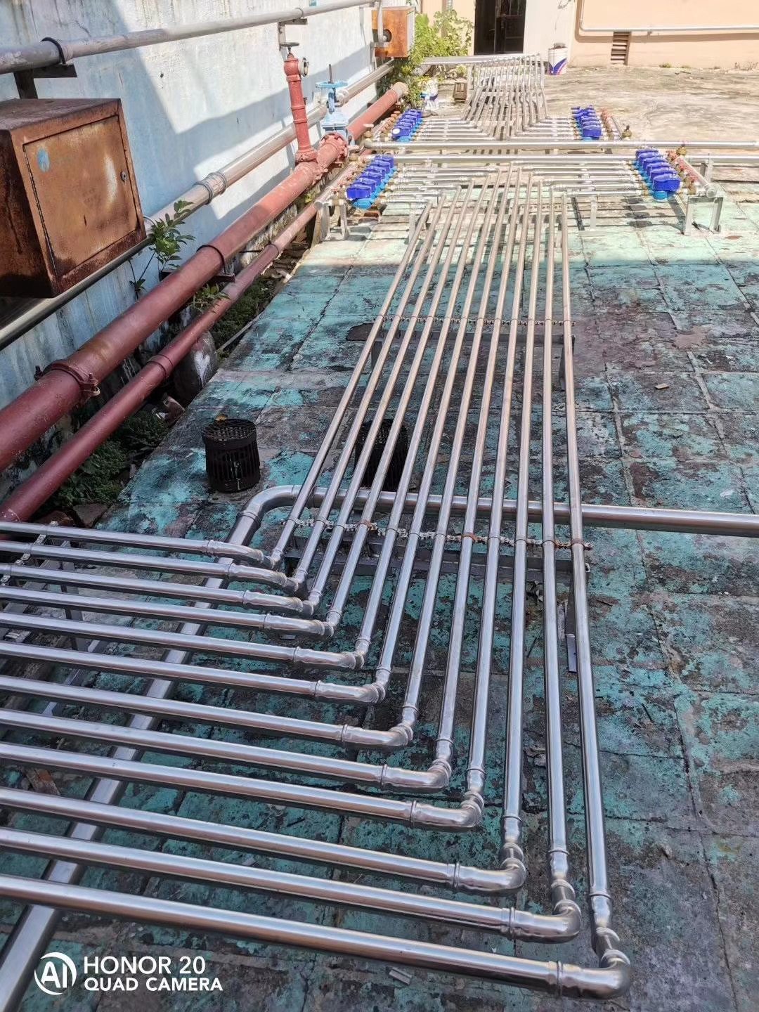 不锈钢自来水管宝威体育 (BAOWEI SPORT)官方网站品牌工程案例.jpg