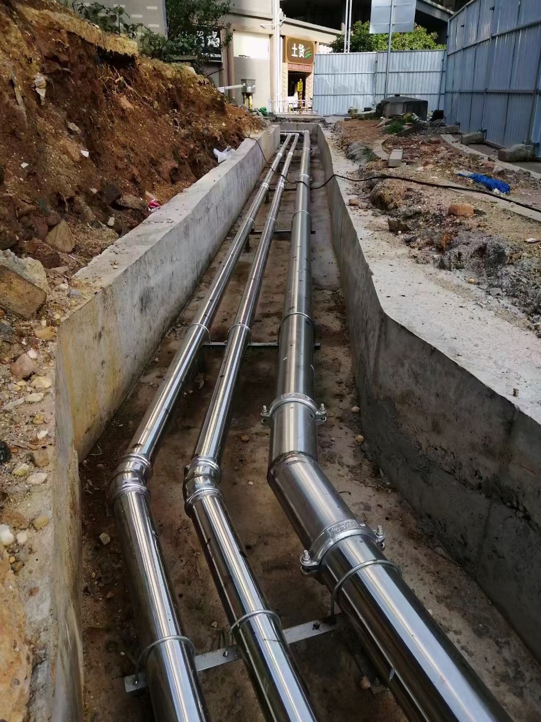 宝威体育牌不锈钢自来水入户工程案例.jpg